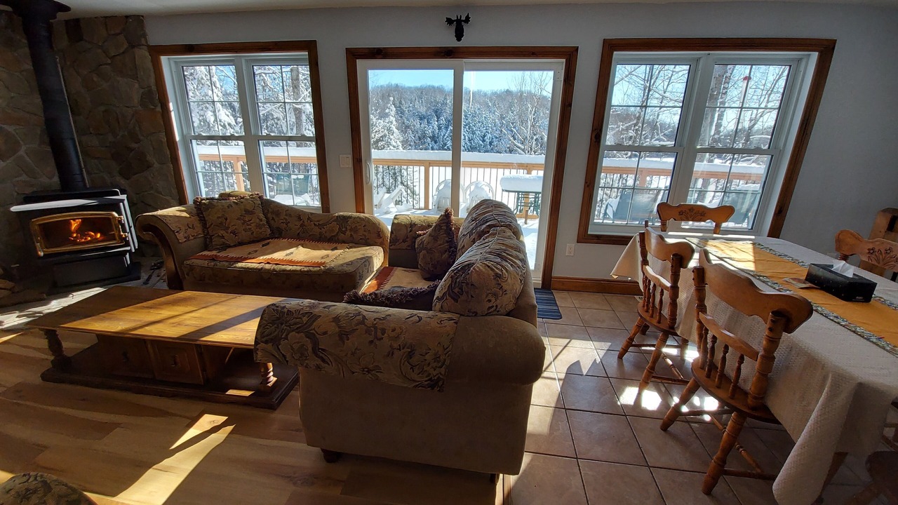 Photo of Livingroom in Dysart et al