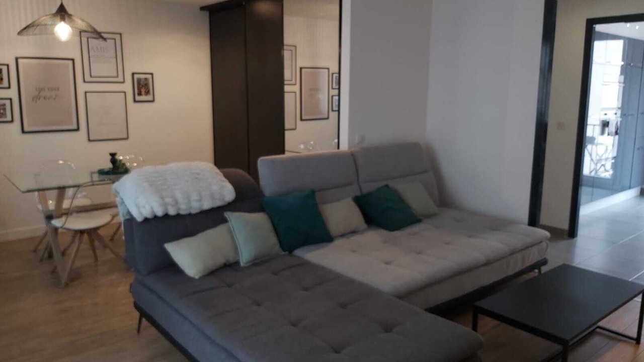 Photo of Livingroom in Romans-sur-Isere