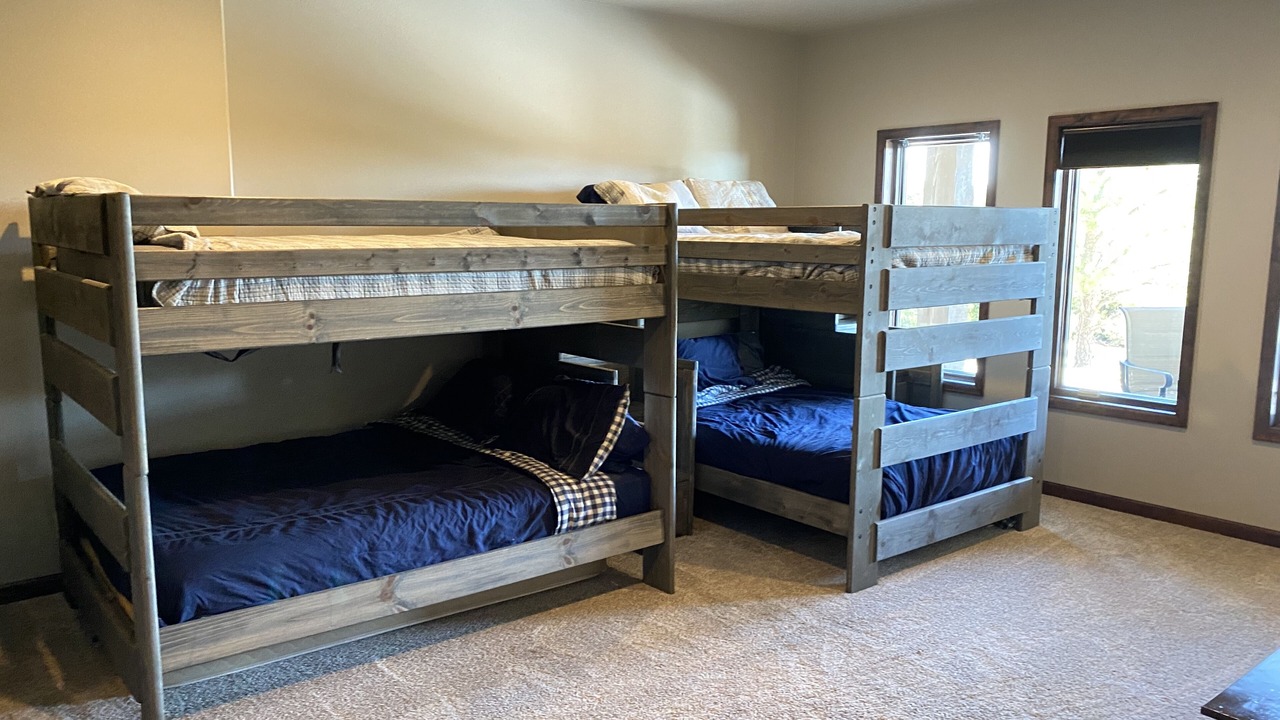 Photo of Bedroom in Glendo