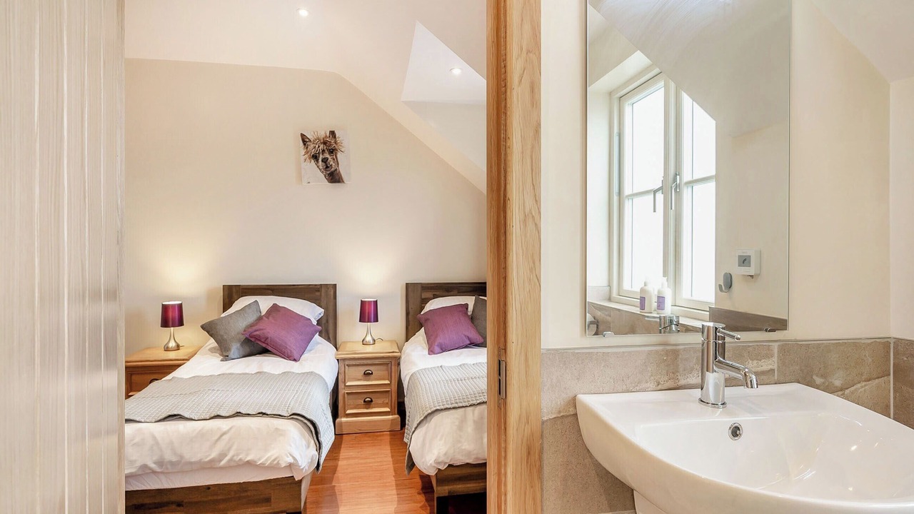 Photo of Others in Oxhill