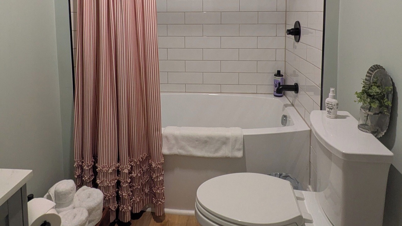 Photo of Bathroom in Treloar