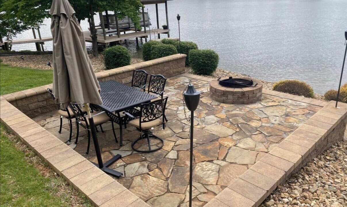Photo of Outdoor in Moneta