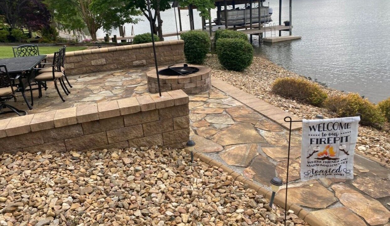 Photo of Outdoor in Moneta