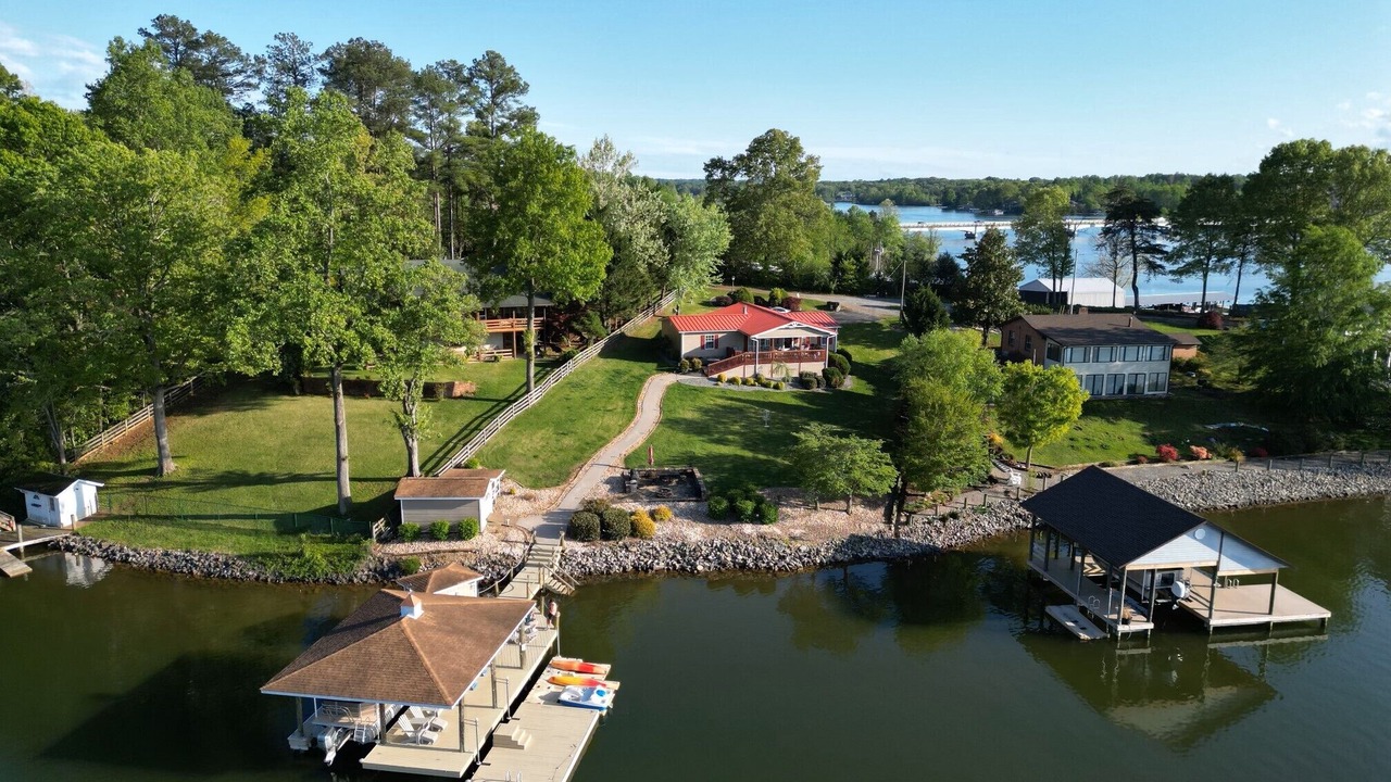 Photo of Outdoor in Moneta
