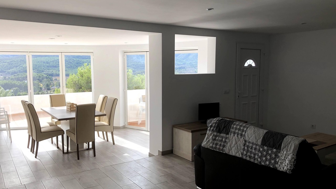 Photo of Livingroom in Jalon
