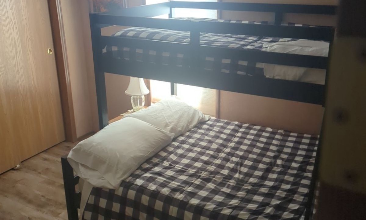 Photo of Bedroom in Idlewild Estates