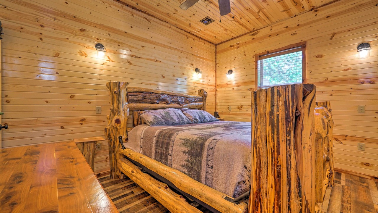 Photo of Bedroom in Talihina