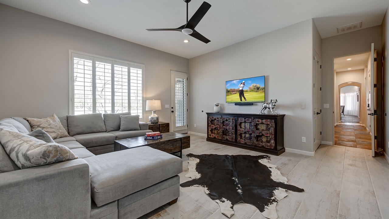 Photo of Livingroom in Rio Verde Foothills