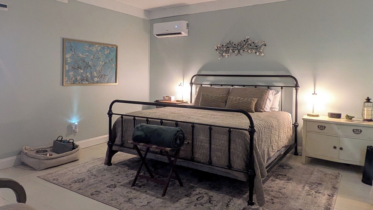 Photo of Bedroom in Treloar