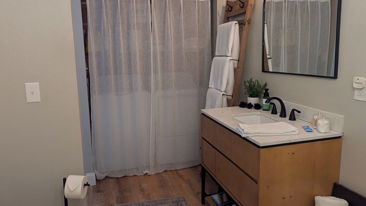 Photo of Bathroom in Treloar