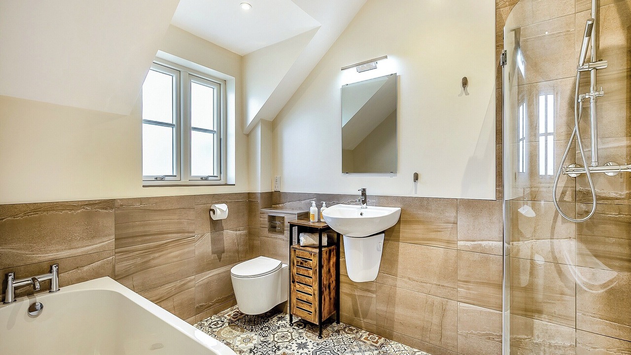 Photo of Others in Oxhill