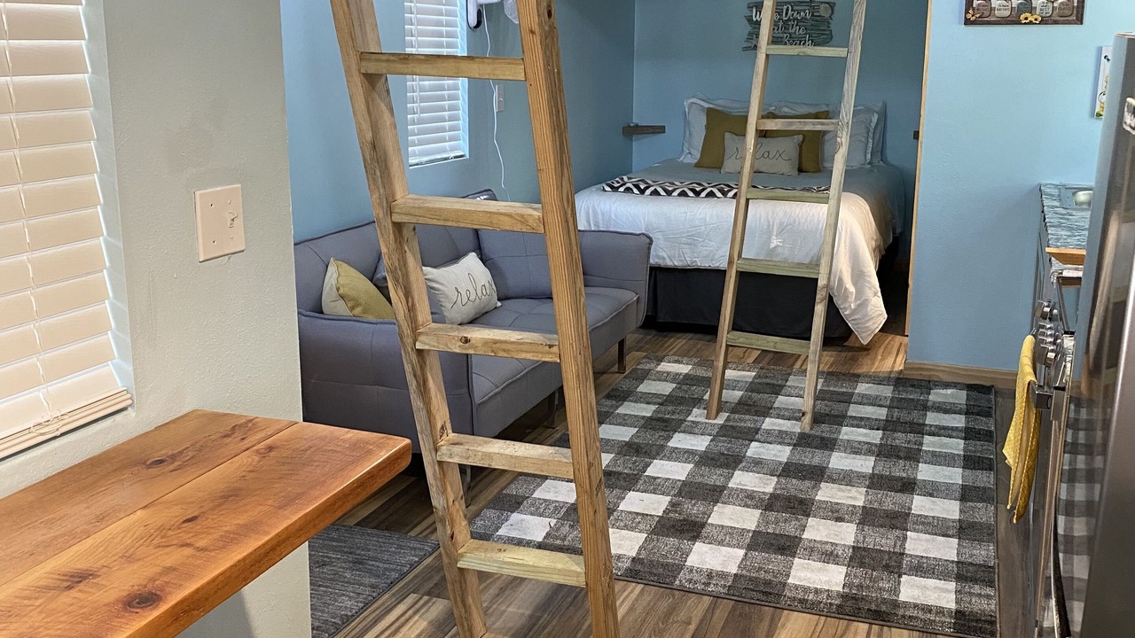 Photo of Bedroom in Quinlan
