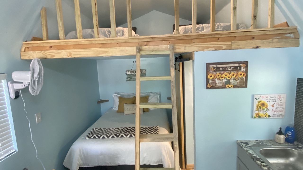 Photo of Bedroom in Quinlan
