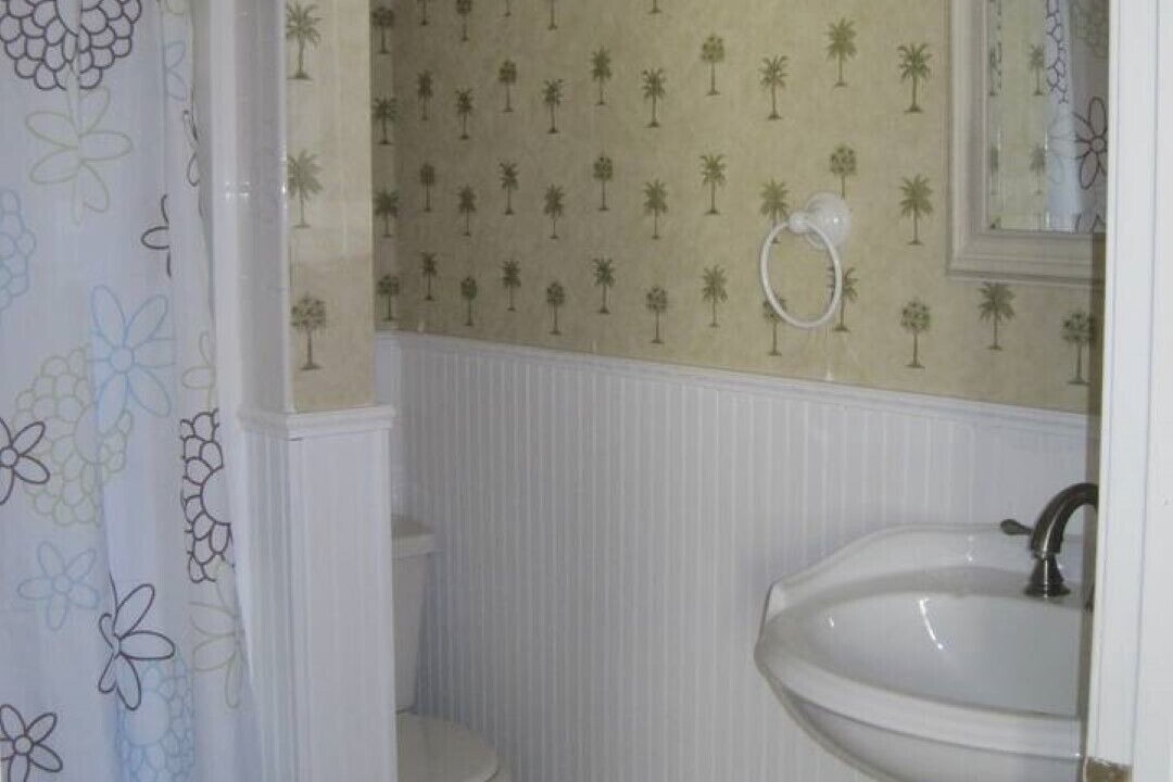 Photo of Bathroom in Chic's Beach