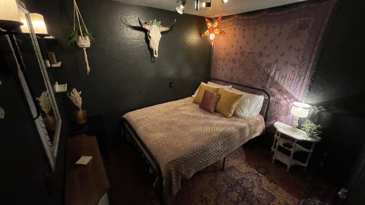 Photo of Bedroom in Crawfordsville