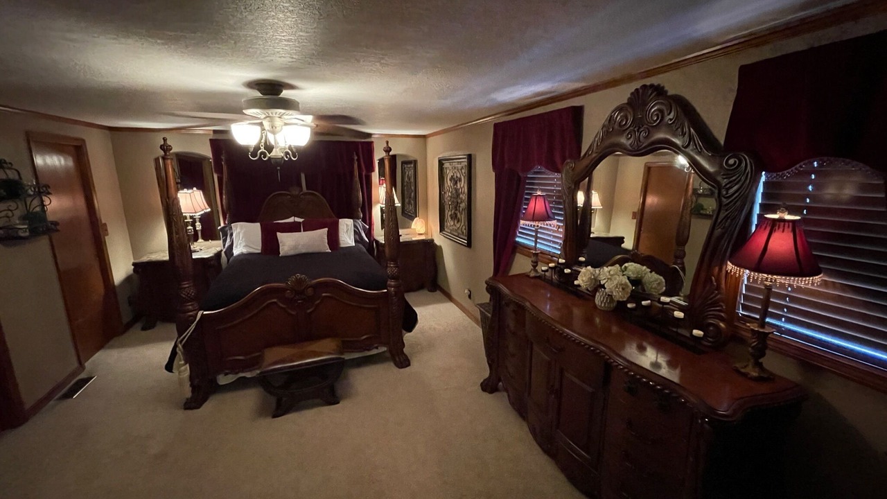Photo of Bedroom in Crawfordsville