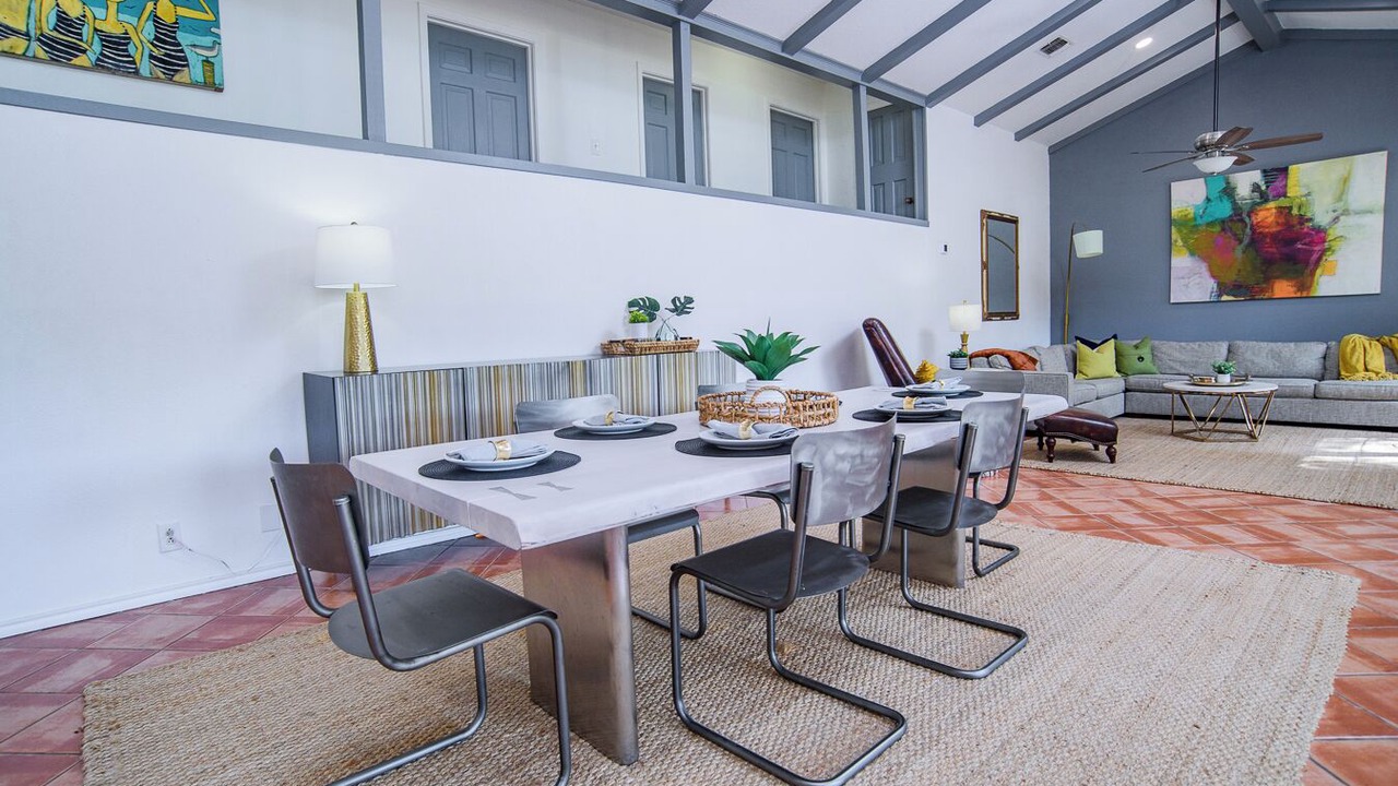 Photo of Others in Seguin