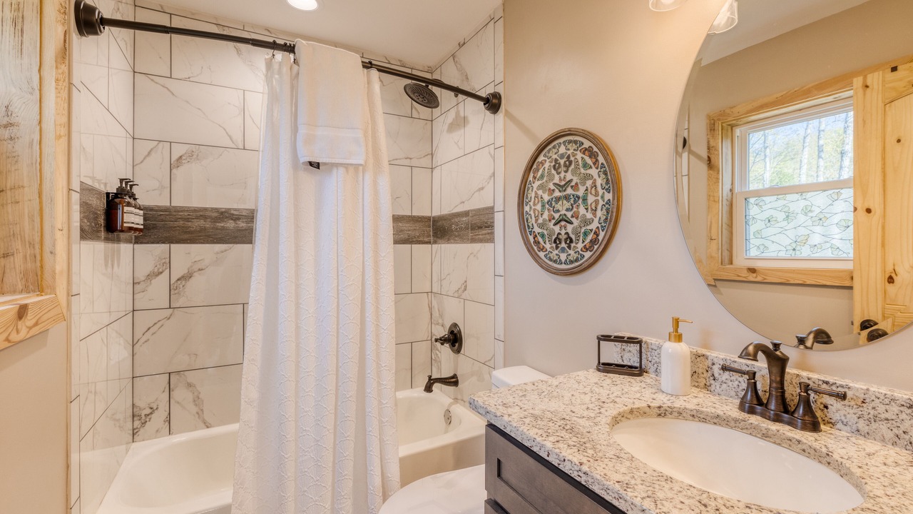 Photo of Bathroom in Cherokee