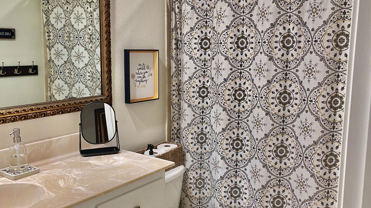 Photo of Bathroom in Meadow Vista