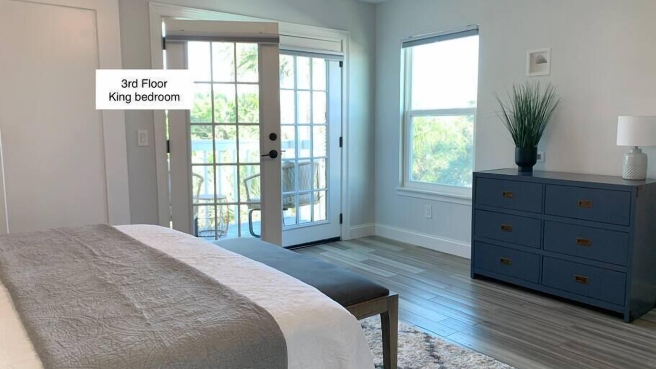 Photo of Bedroom in Neptune Beach