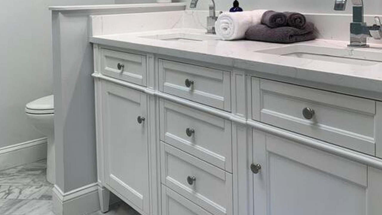 Photo of Bathroom in Neptune Beach