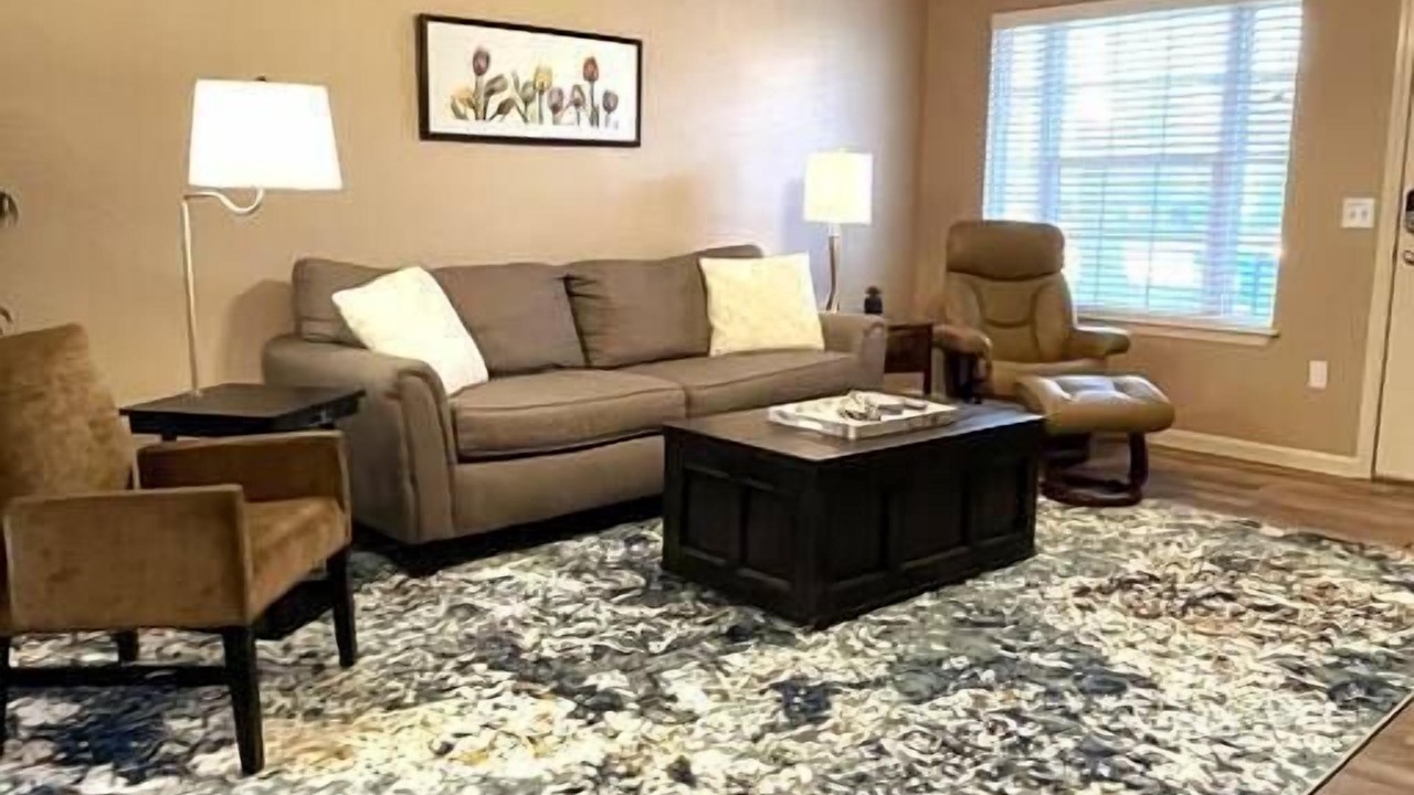 Photo of Livingroom in Downtown