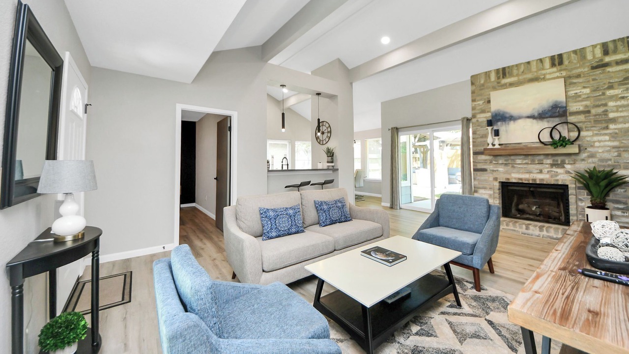 Photo of Livingroom in Barker