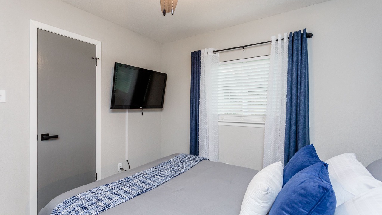 Photo of Bedroom in Barker
