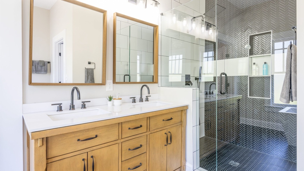 Photo of Bathroom in Church Street
