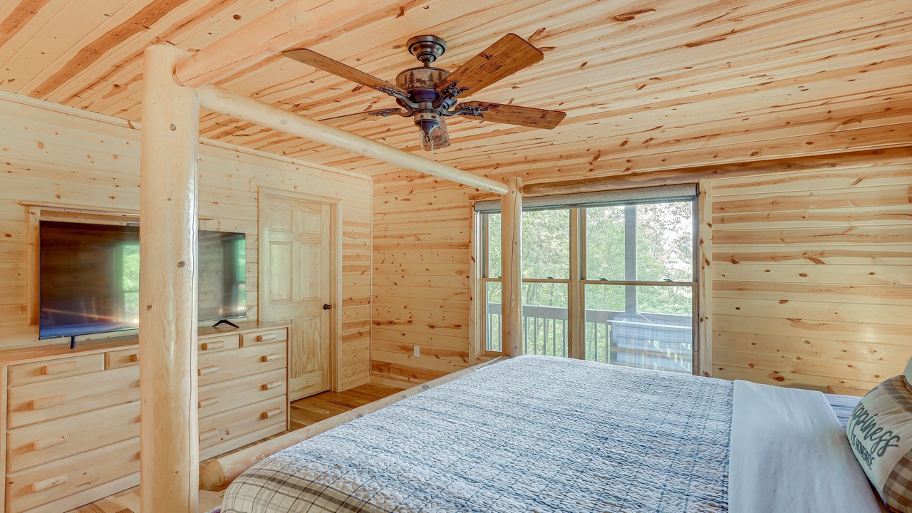 Photo of Bedroom in Burnsville