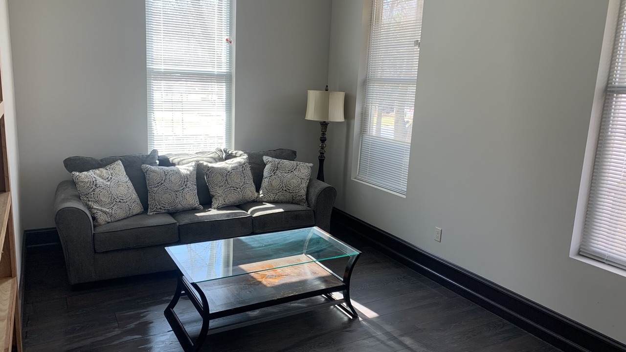 Photo of Livingroom in Ballwin