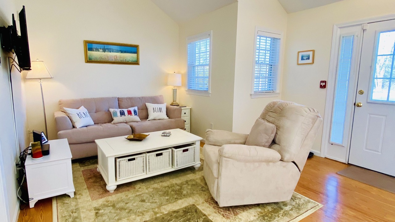 Photo of Livingroom in North Truro