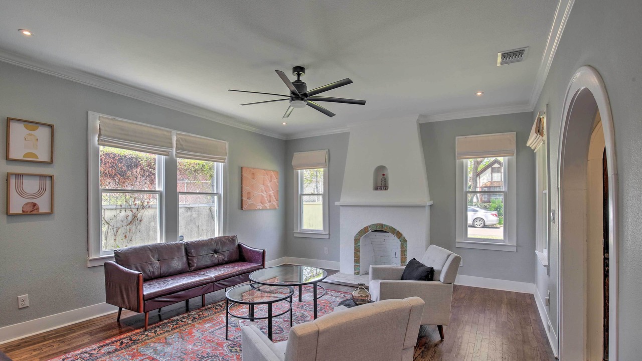 Photo of Bedroom in Midtown