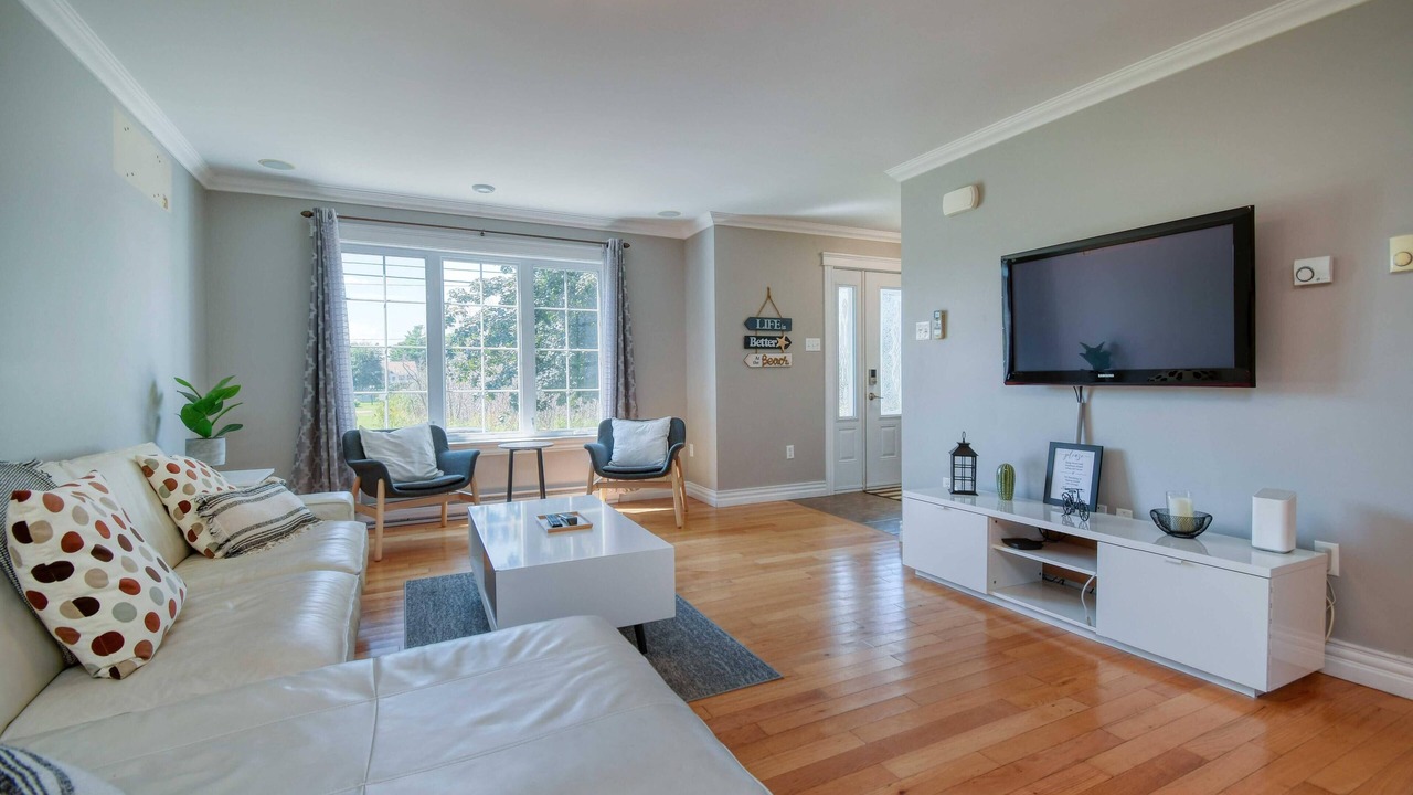 Photo of Livingroom in Pointe-du-Chene