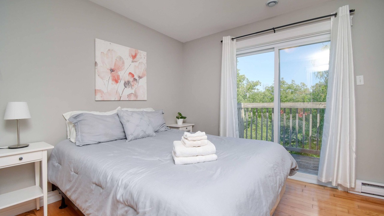 Photo of Bedroom in Pointe-du-Chene