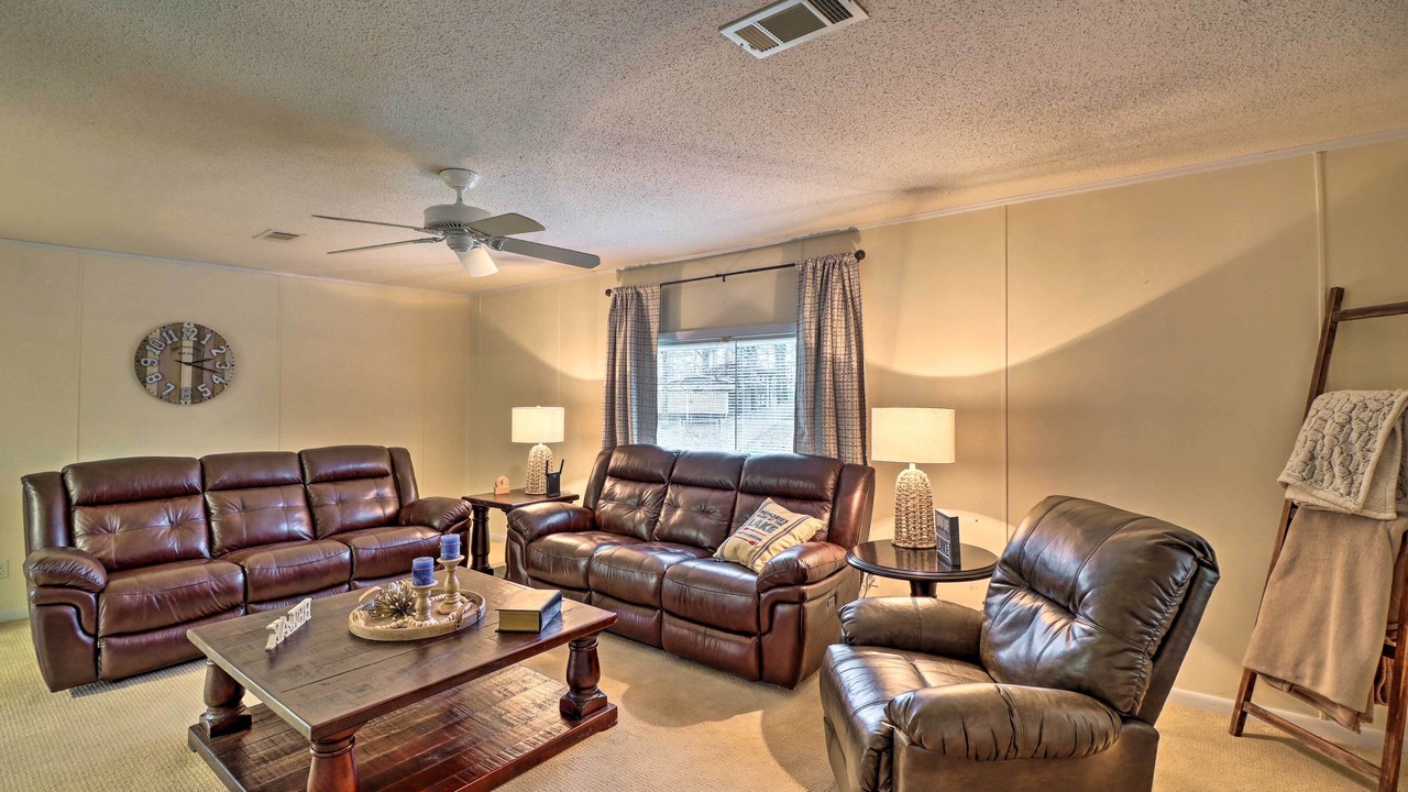 Photo of Bedroom in Higden