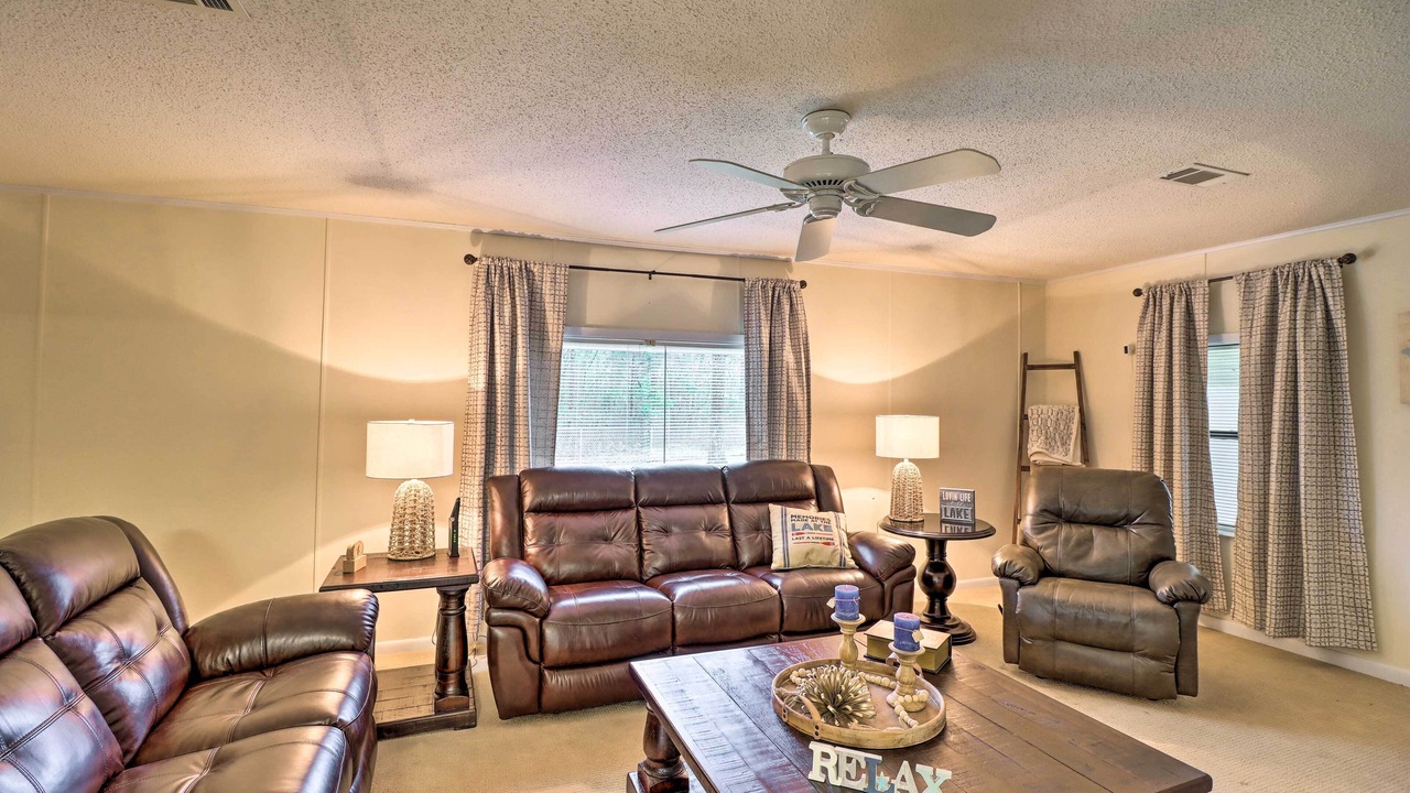 Photo of Bedroom in Higden