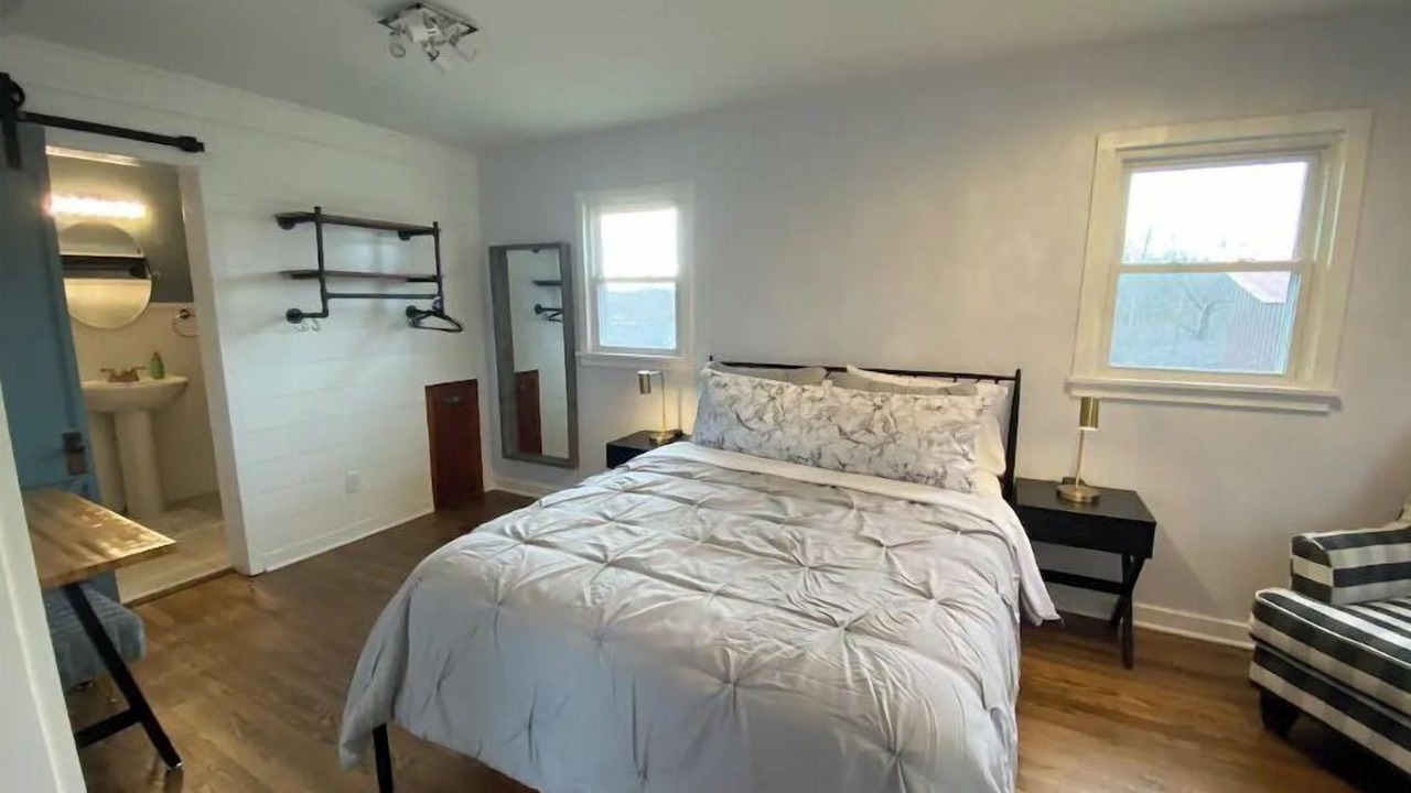 Photo of Bedroom in Springdale