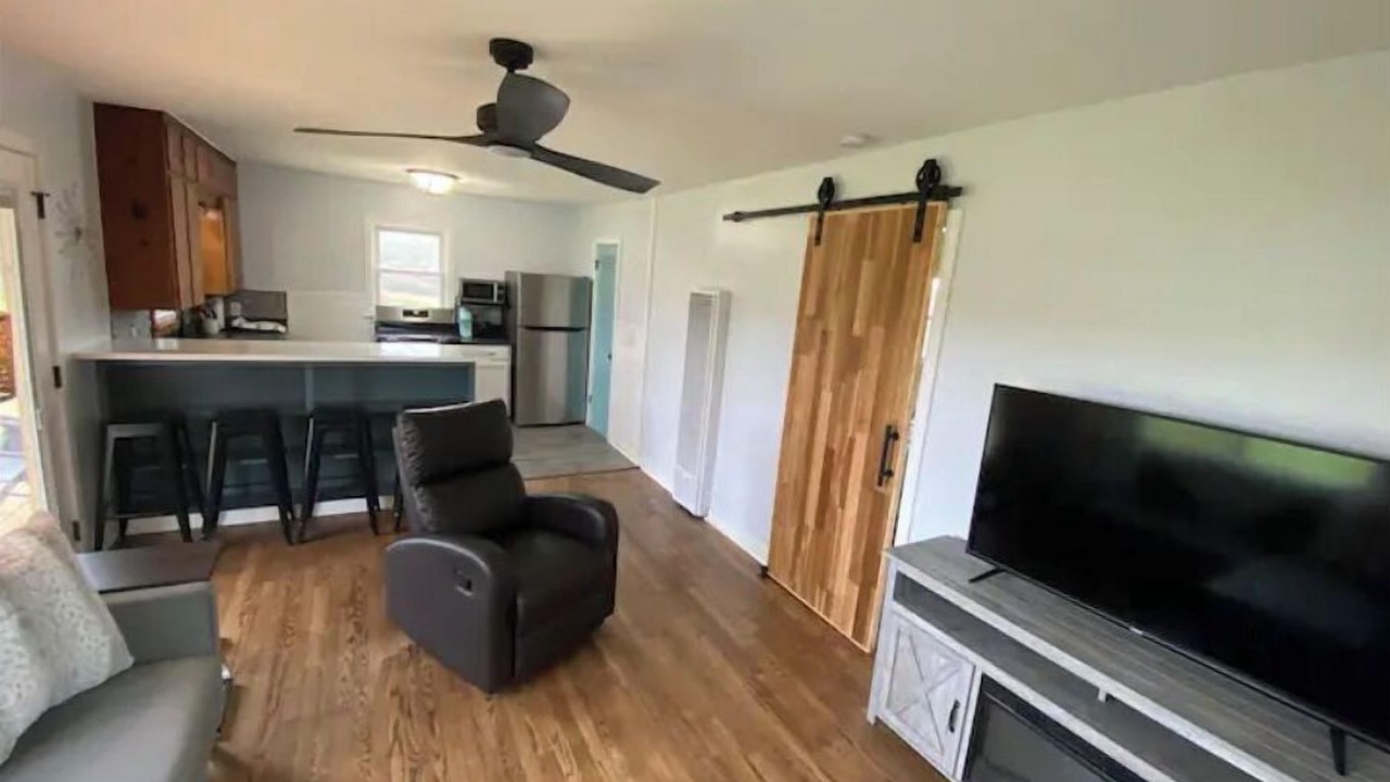 Photo of Livingroom in Springdale
