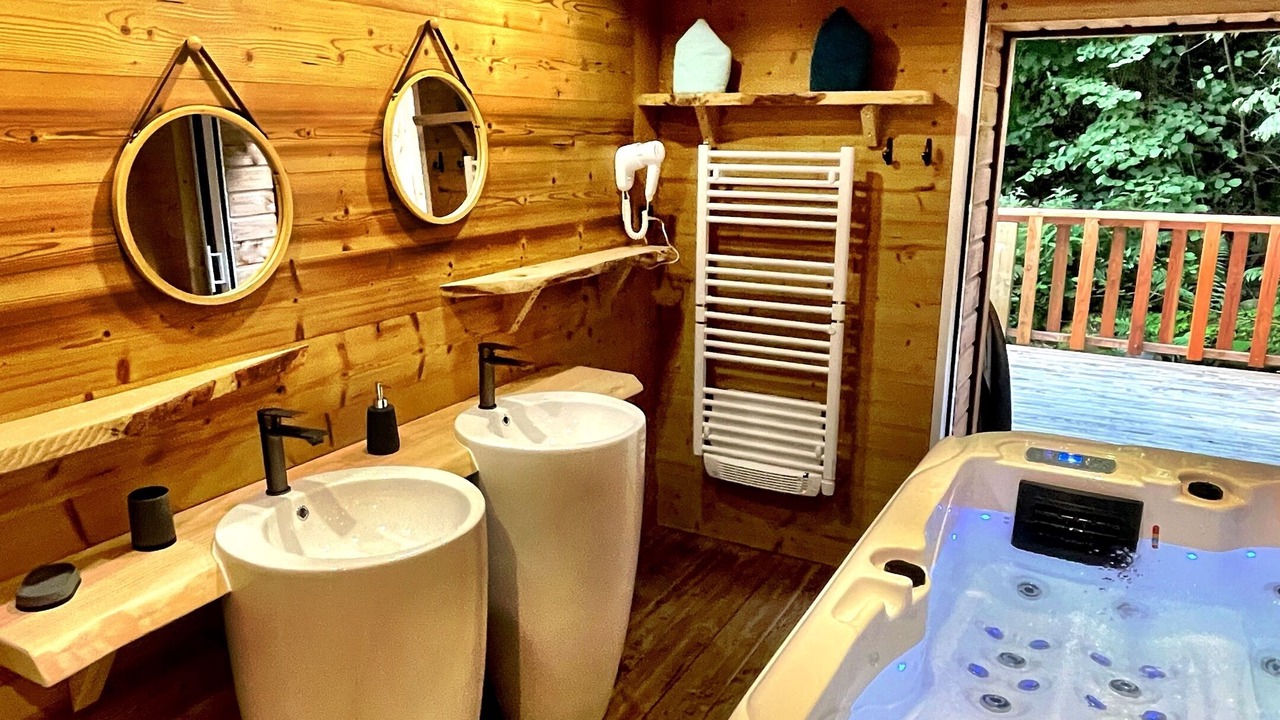 Photo of Others in Travexin