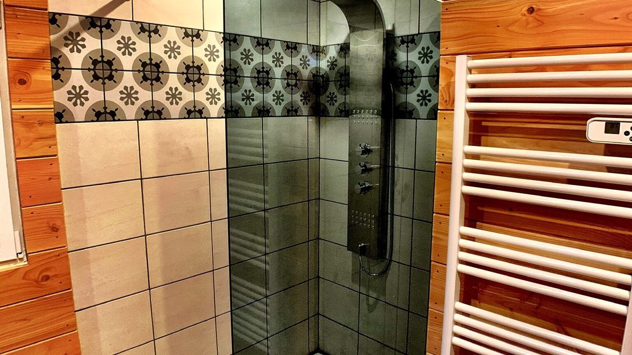 Photo of Bathroom in Travexin