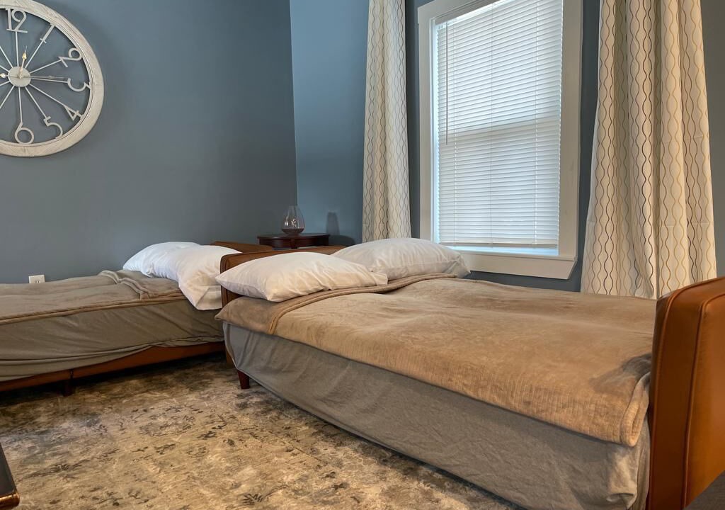 Photo of Bedroom in East Somerville