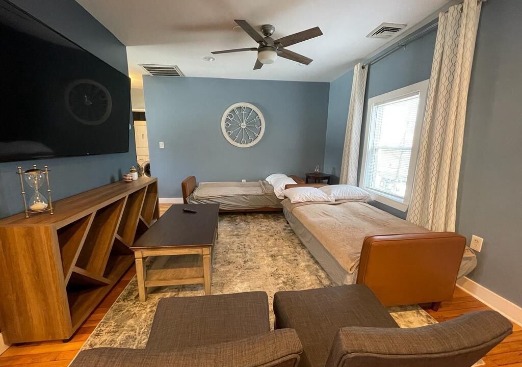 Photo of Bedroom in East Somerville