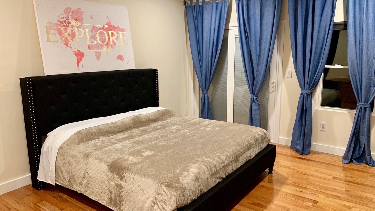 Photo of Bedroom in East Somerville