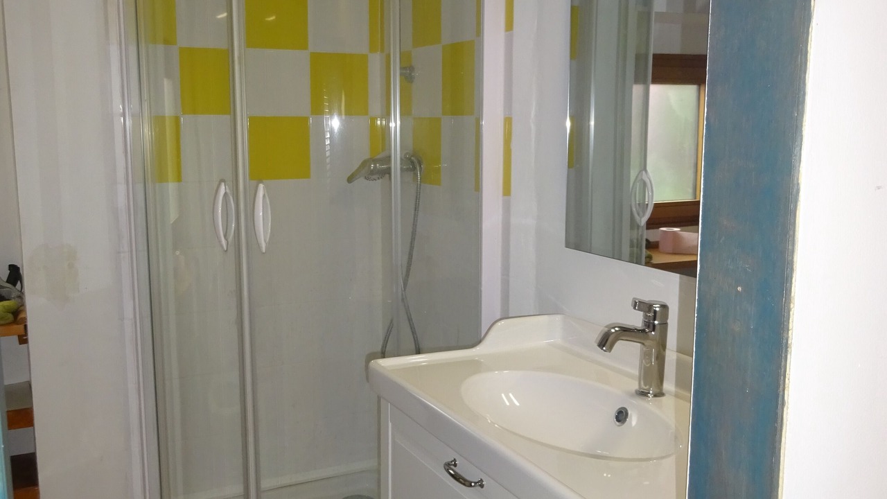 Photo of Bathroom in Guimaec