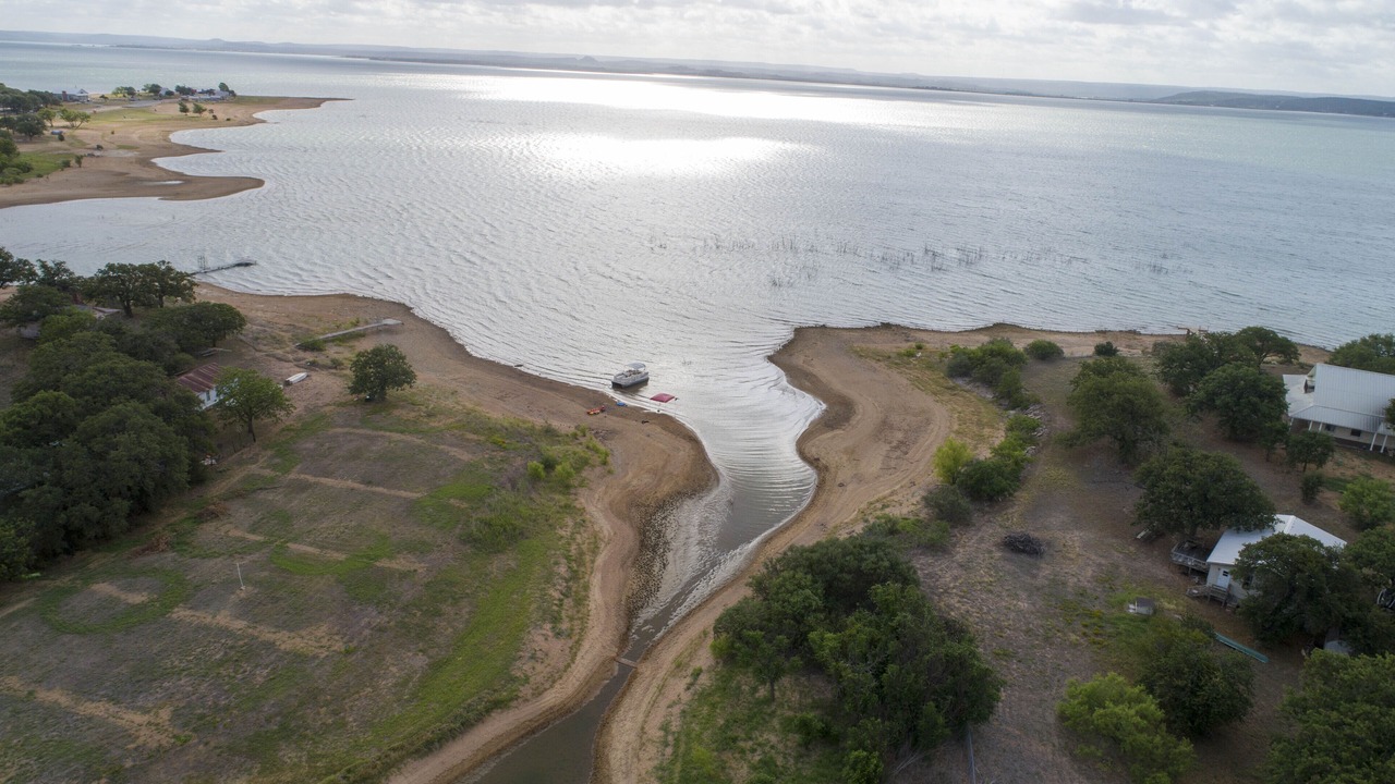 Photo of Outdoor in Buchanan Dam