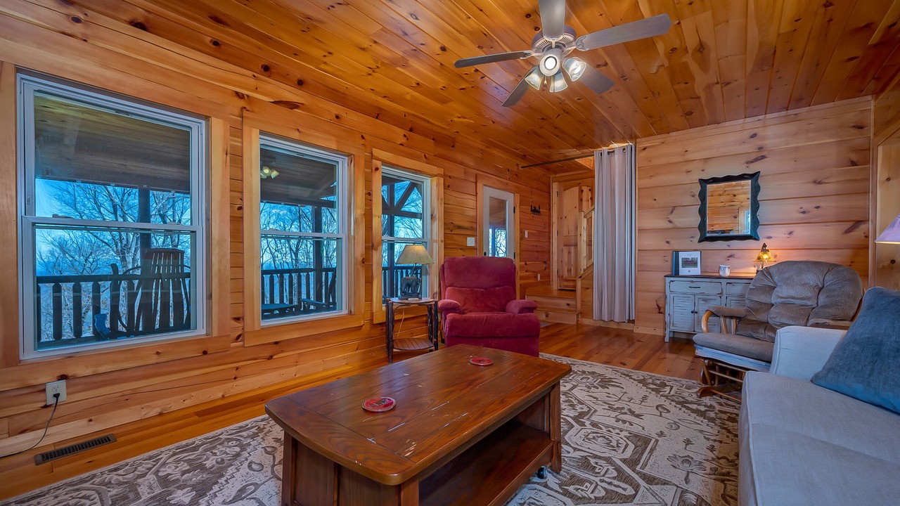 Photo of Livingroom in Lynn