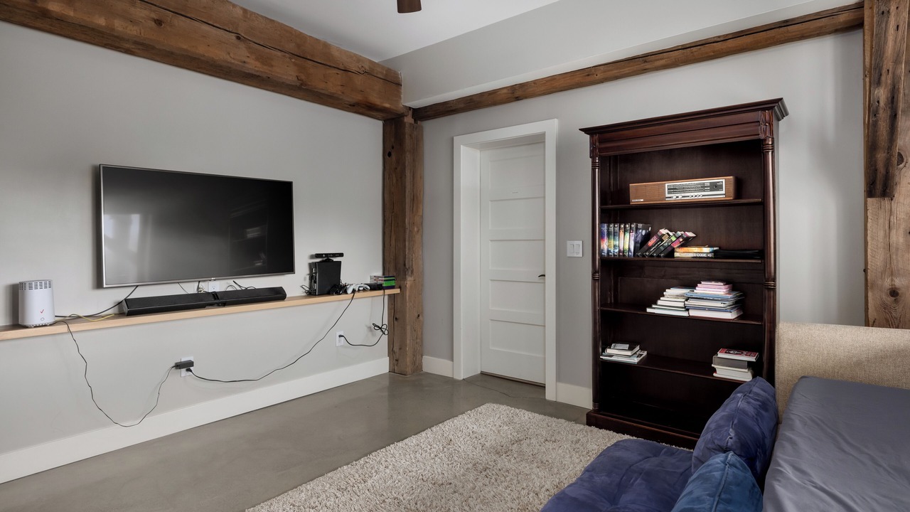 Photo of Bedroom in Centreville