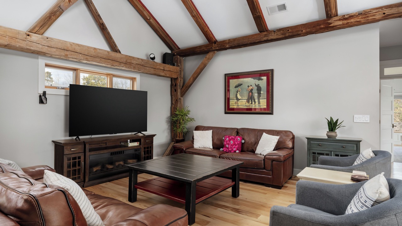 Photo of Livingroom in Centreville