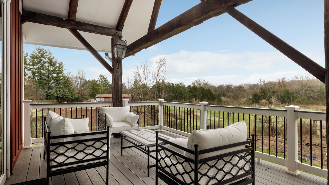 Photo of Patio Balcony in Centreville